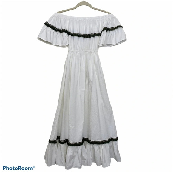 Women’s Off the shoulder white ruffle maxi dress - Picture 7 of 7